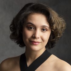 Beyata Hackborn - Photo Credit_David Cooper_cropped