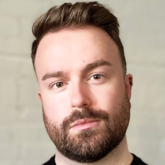 Joshua Quinlan Headshot - cropped